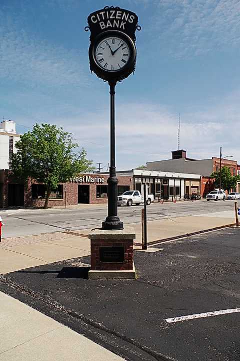 Citizens Bank Clock